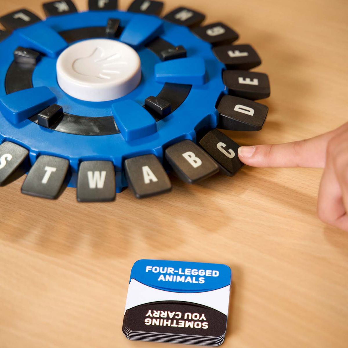 USAOPOLY - Juego Tapple Ansaldo Games