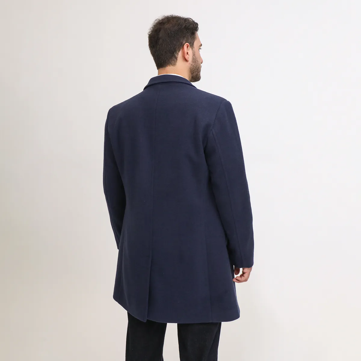 BASEMENT - Abrigo Hombre Basement