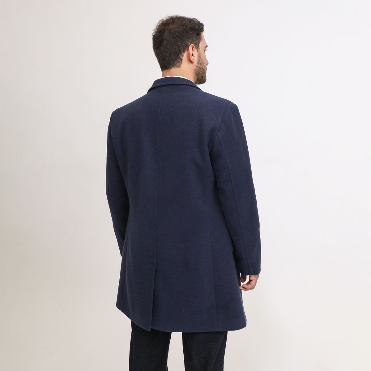 BASEMENT - Abrigo Hombre Basement