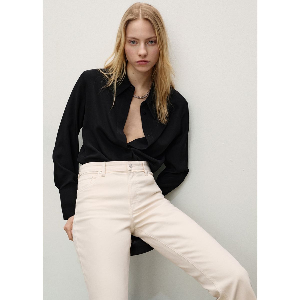 MANGO - Jean Flare Mujer Mango.