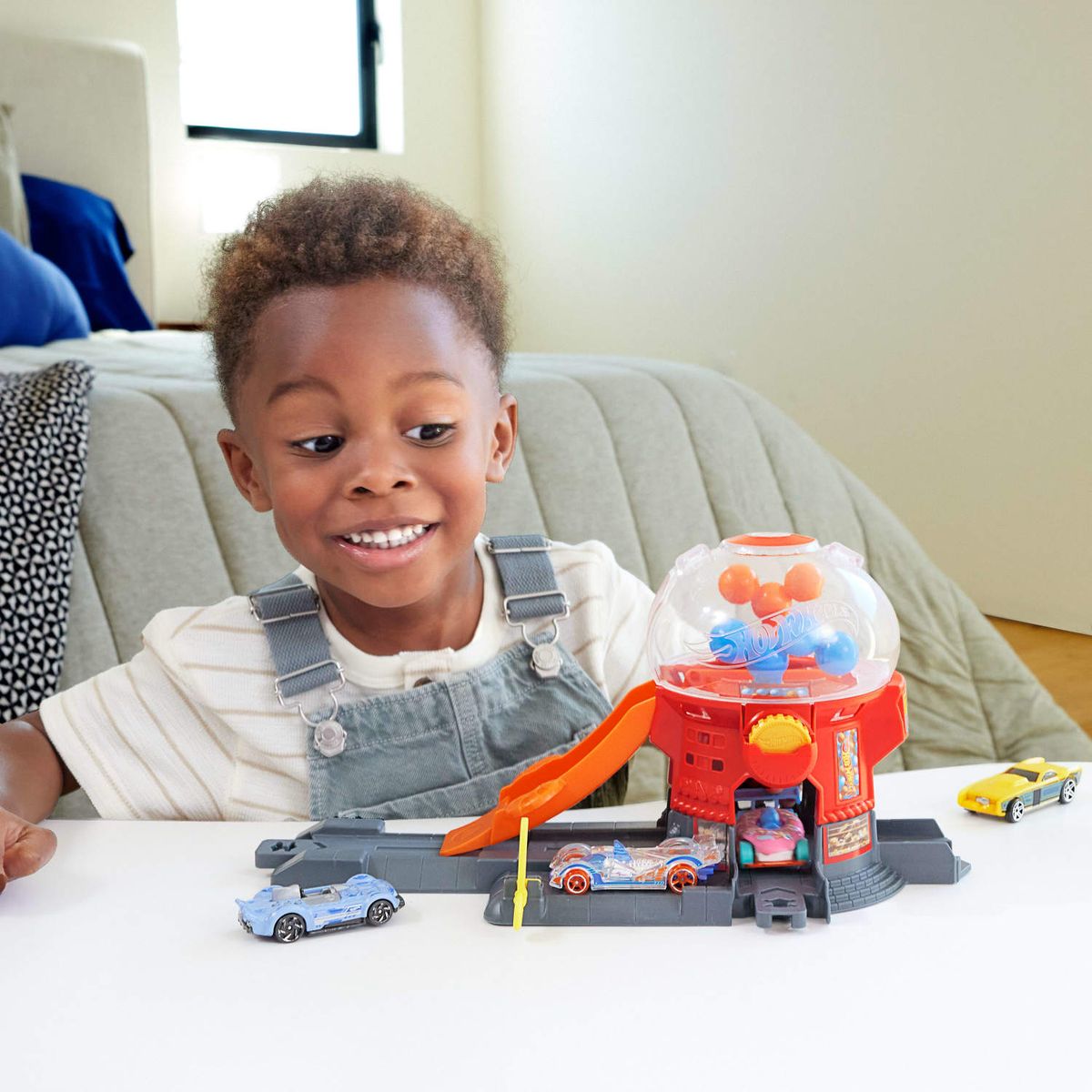 HOT WHEELS - Hot Wheels City Pista De Juguete Tienda De Dulces