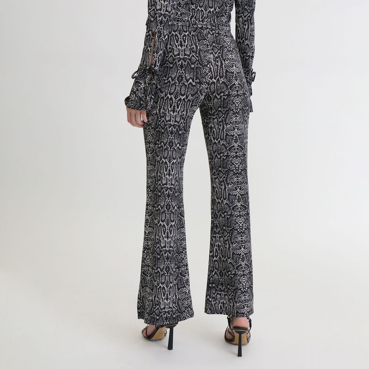 MOSSIMO - Pantalón Flare Mujer Mossimo