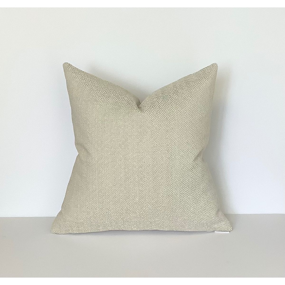 BASEMENT HOME - Cojín De Sala Domino Oro 45x45 Cm