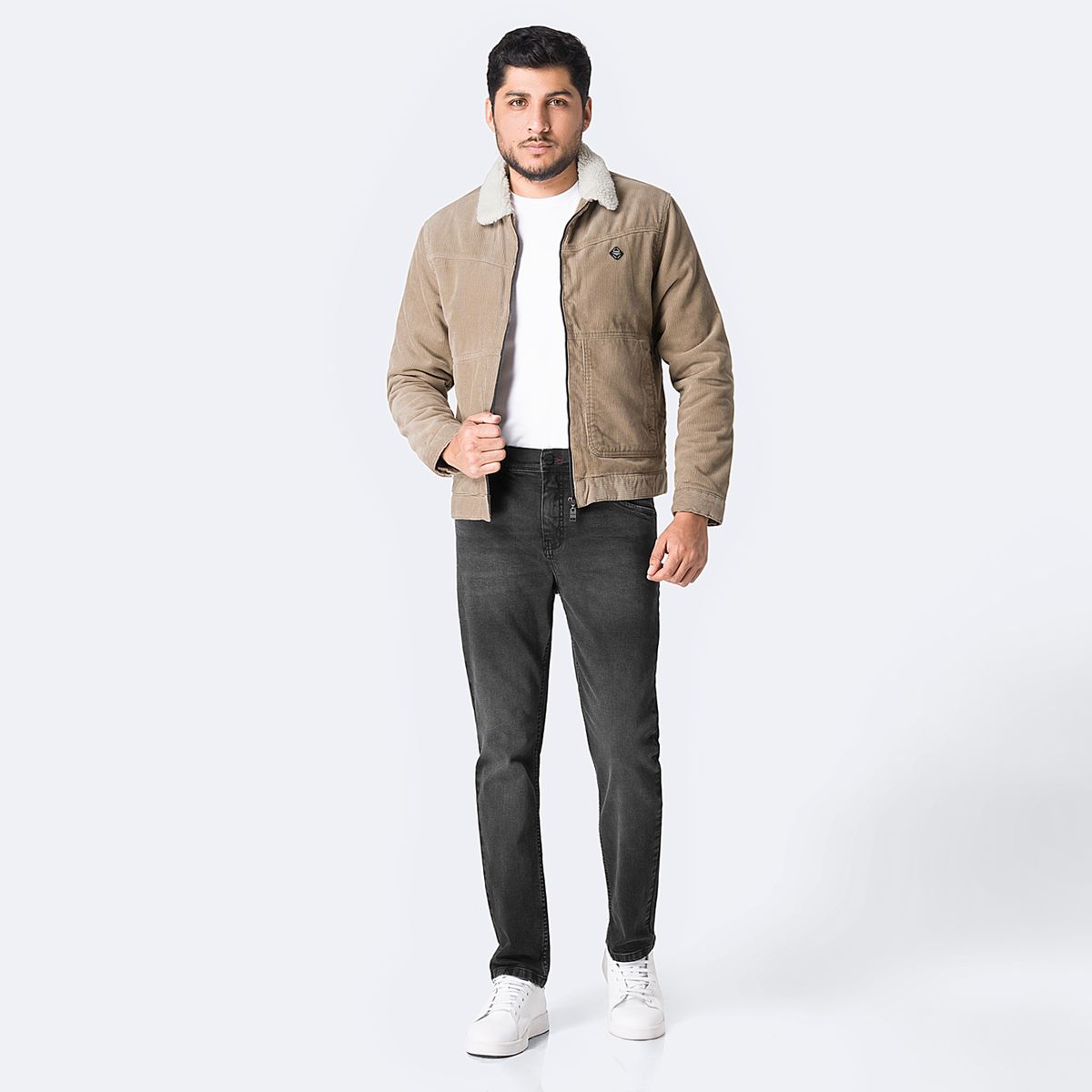 PIONIER - Casaca Corduroy Regular Hombre Pionier
