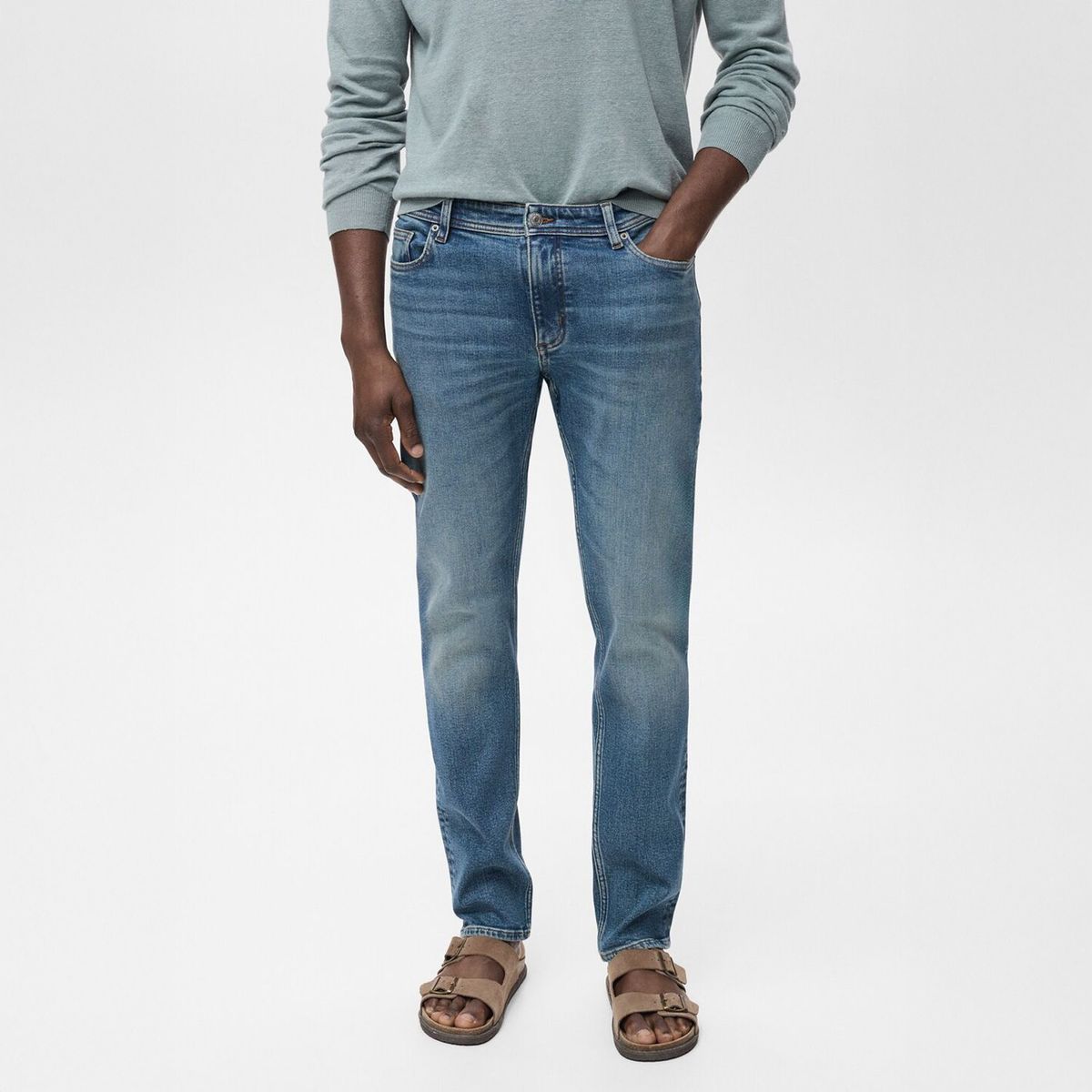 MANGO - Jeans Jan Slim Fit Lavado Medio Desgastado.