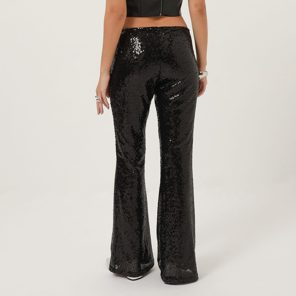 MOSSIMO - Pantalón Flare Tiro Medio Mujer Mossimo x Luana Barron