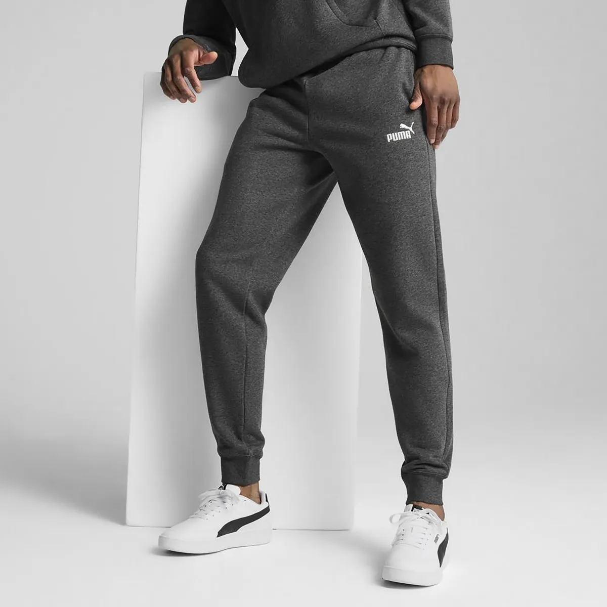 PUMA - Pantalón de Buzo Hombre Ess No. 1 Logo Sweatpants Fl Cl