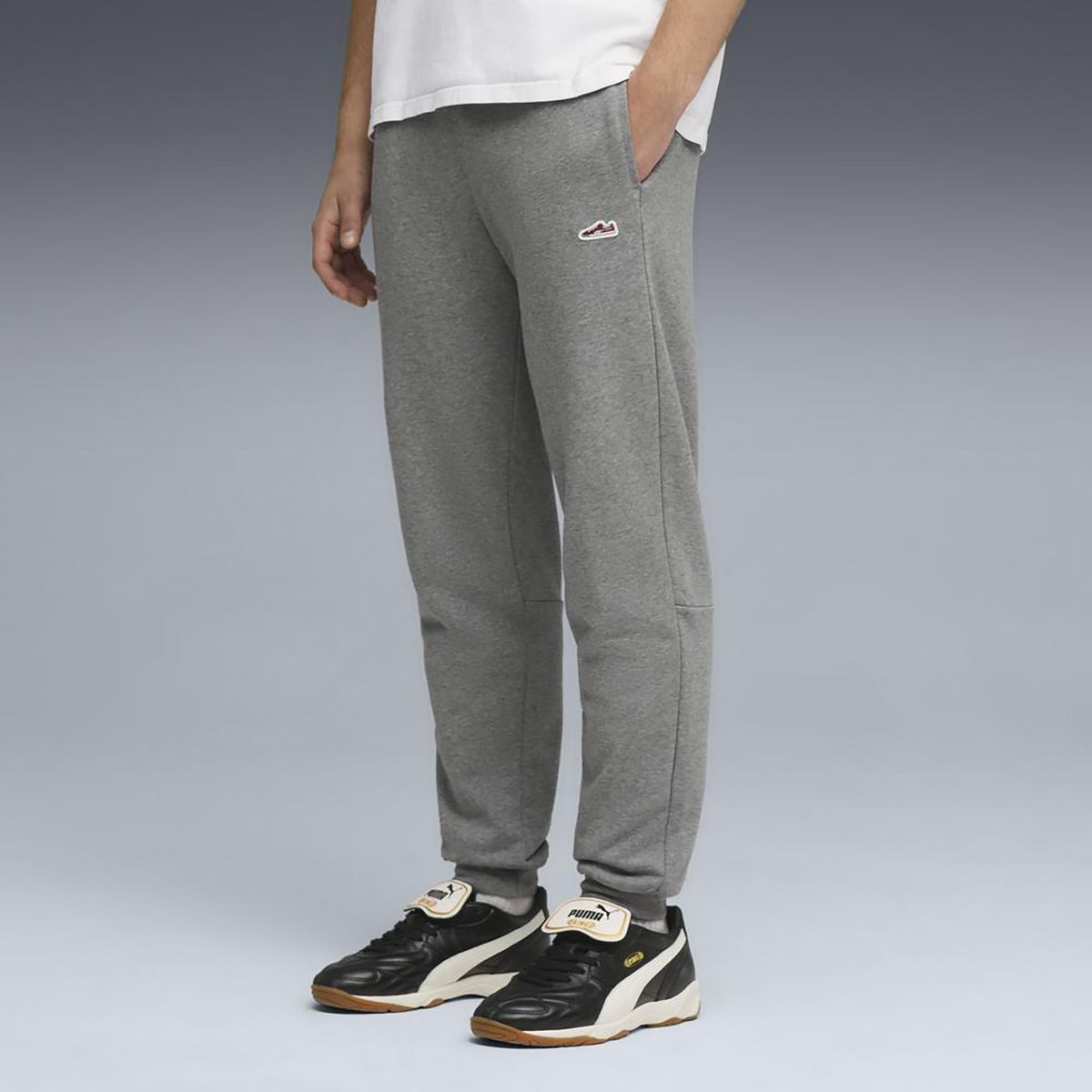 PUMA - Pantalón de Buzo Hombre Wardrobe Ess Suede Sweatpants Tr