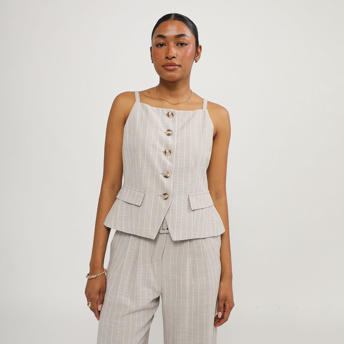 BASEMENT - Chaleco Mujer Basement