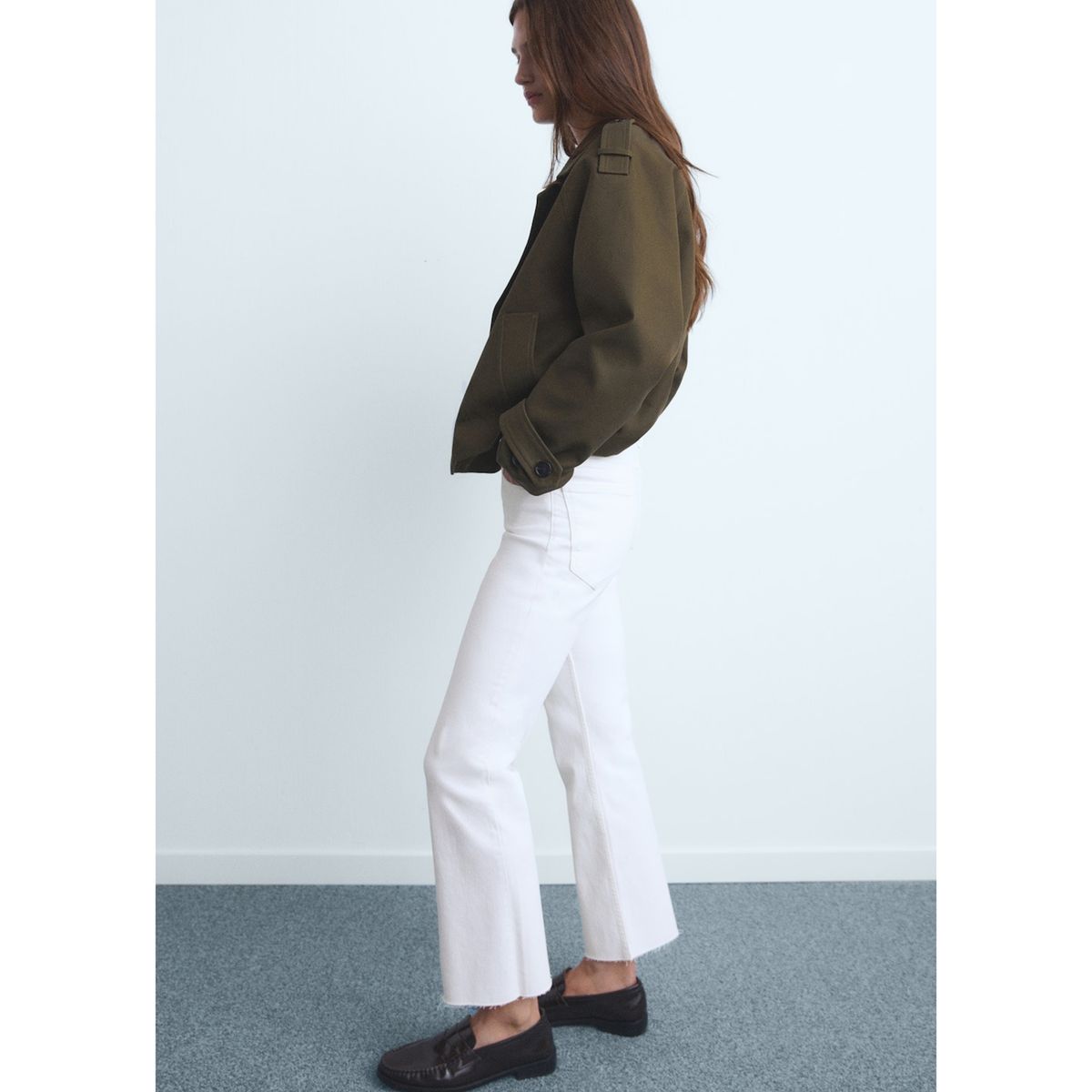 MANGO - Jean Flare Tiro Alto Mujer Mango.