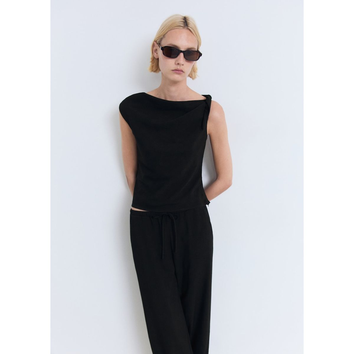 MANGO - Pantalón Straight Tiro Medio Mujer Mango