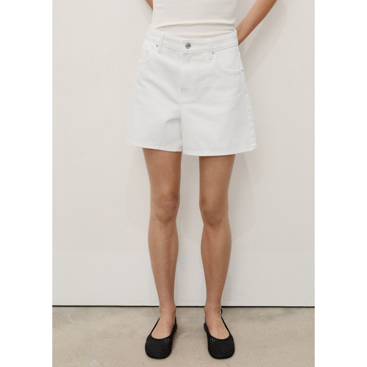 MANGO - Short Tiro Alto Mujer Mango.