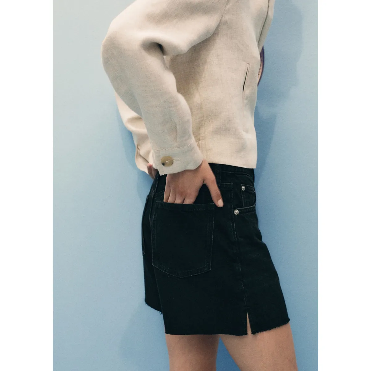 MANGO - Short Tiro Alto Mujer Mango.