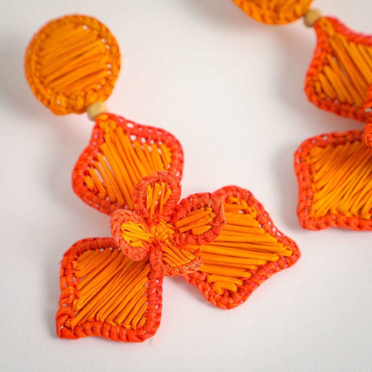 CAPITTANA - Aretes Orquidea Mujer Capittana X Falabella