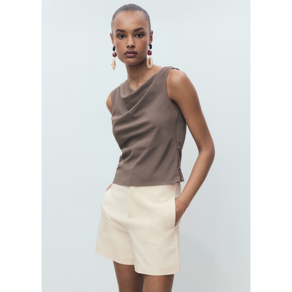 MANGO - Short Tiro Alto Mujer Mango.