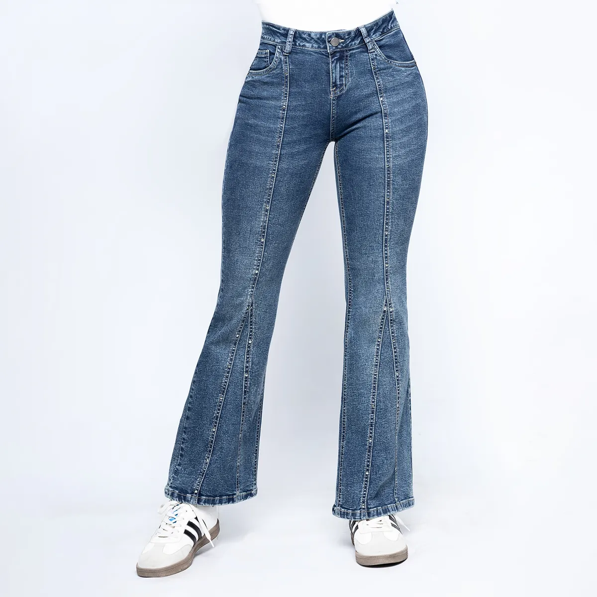 KANSAS - Jean Flare Tiro Medio Mujer Kansas