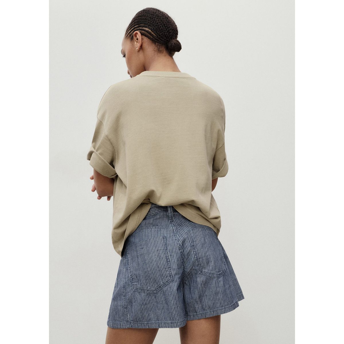 MANGO - Short Tiro Medio Mujer Mango