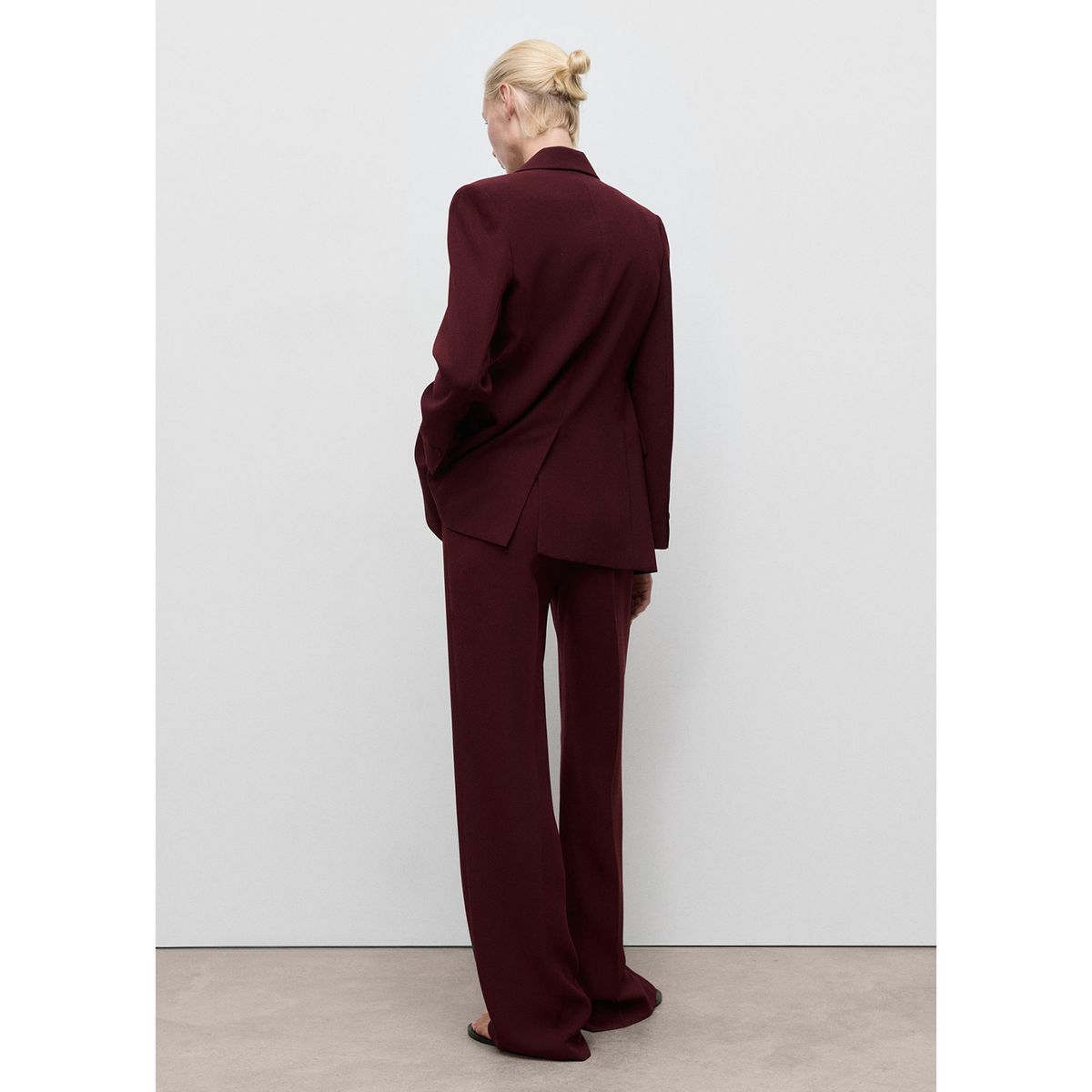 MANGO - Pantalón Straight Tiro Medio Mujer Mango