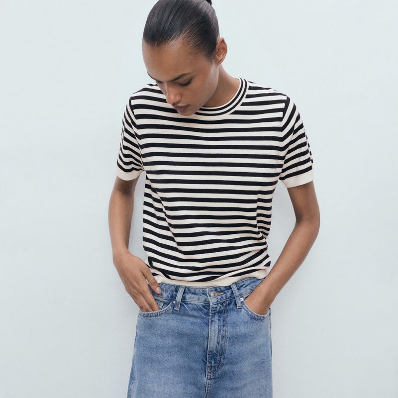 MANGO - Polo Chompa Manga Corta Mujer Mango