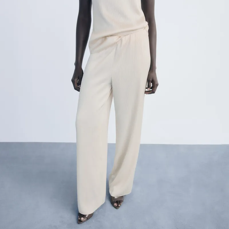 MANGO - Patalón Fluido Tiro Medio Mujer Mango