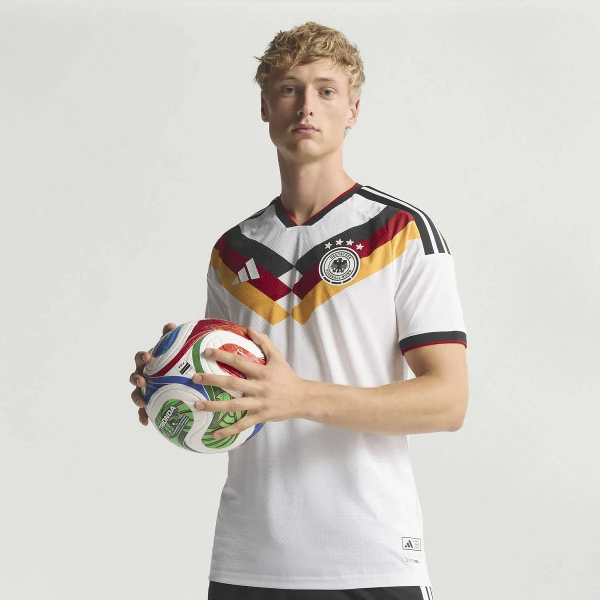 ADIDAS - Camiseta Local Alemania Authentic 2026 Hombre Versión Jugador Adidas