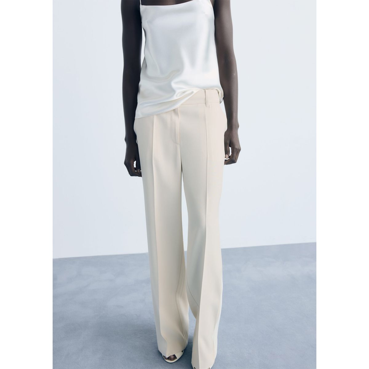 MANGO - Pantalón Straight Tiro Medio Mujer Mango