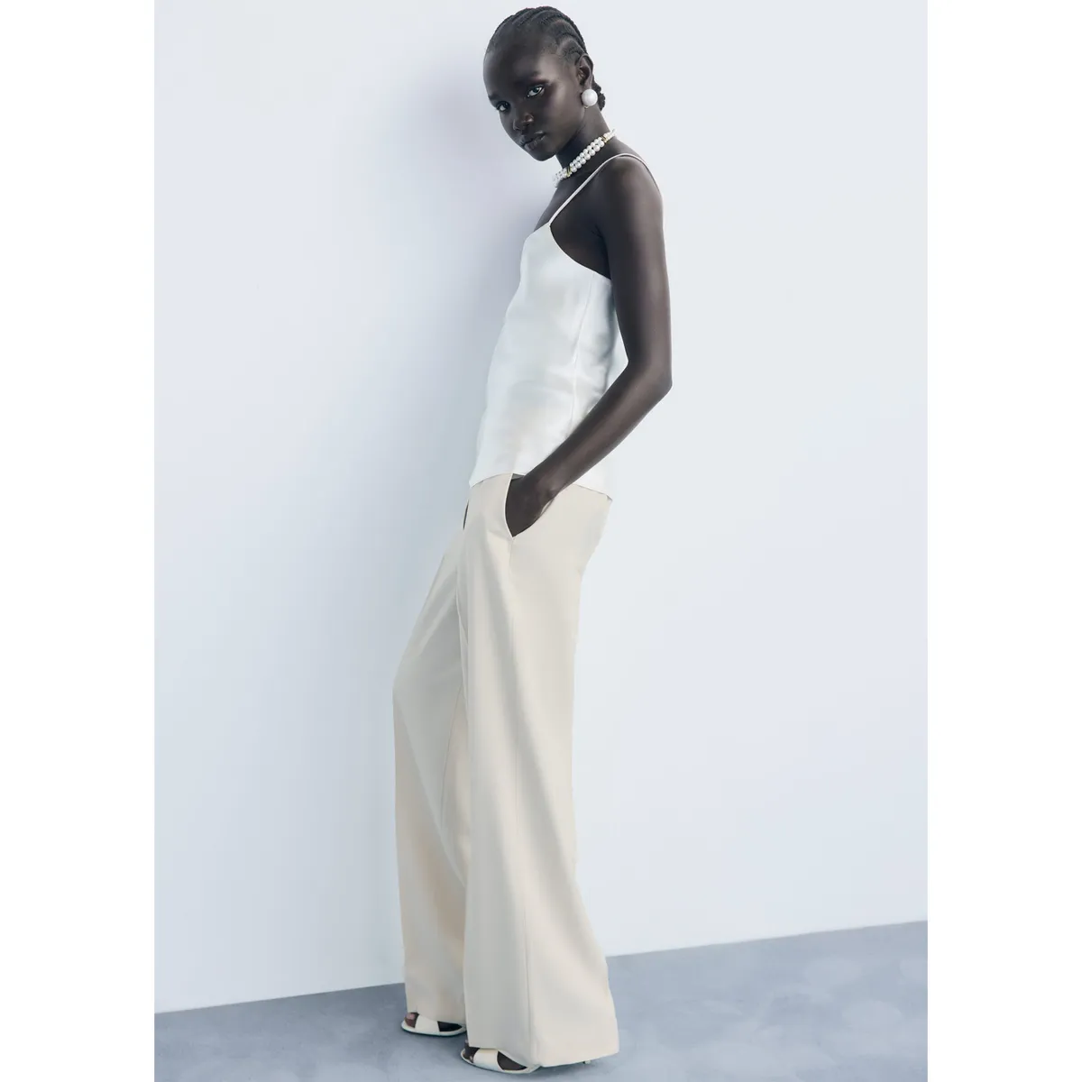 MANGO - Pantalón Straight Tiro Medio Mujer Mango