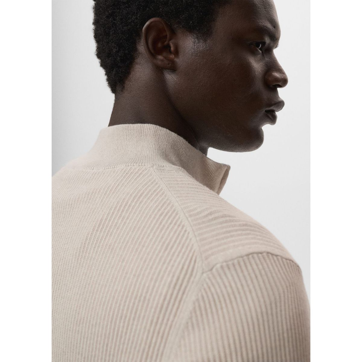 MANGO - Chompa Casual Hombre Man