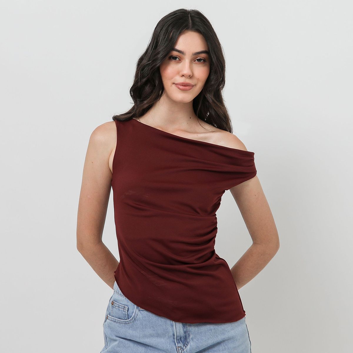 BASEMENT - Top Asimetrico Mujer Basement