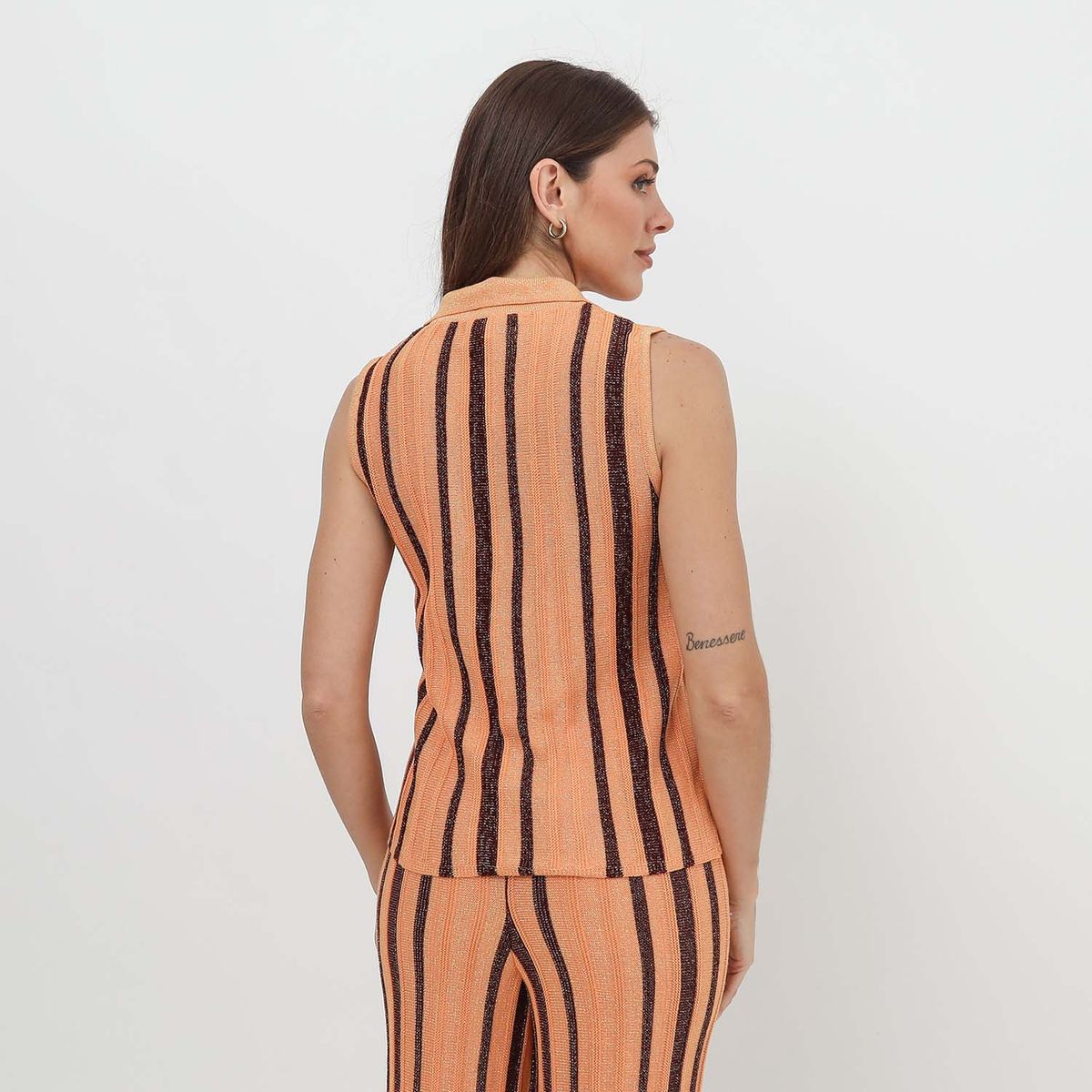 BASEMENT - Top Sin Mangas Mujer Basement