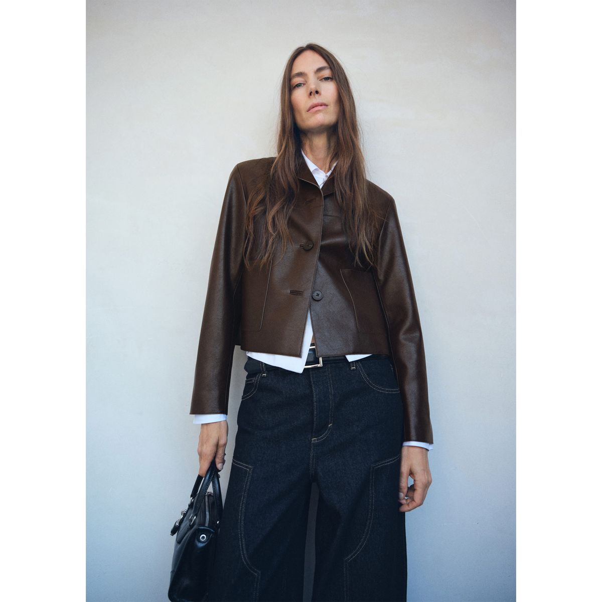 MANGO - Casaca Efecto Cuero Mujer Mango