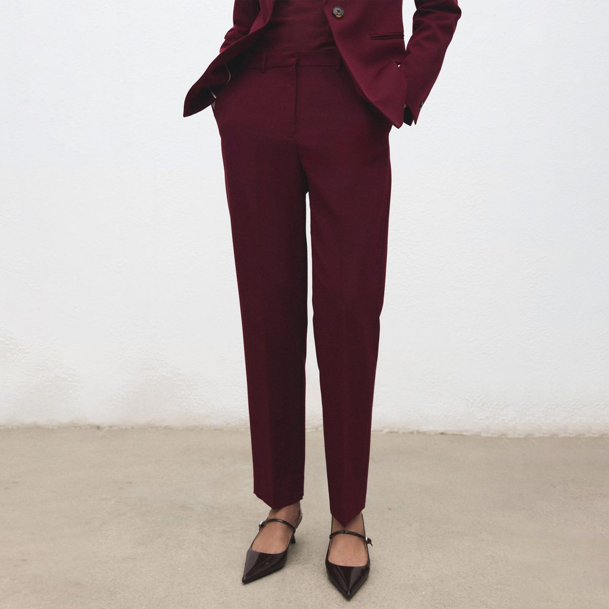 MANGO - Pantalón Straight Tiro Medio Mujer Mango