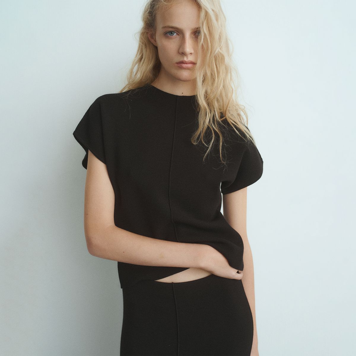 MANGO - Chompa Manga Corta Mujer Mango