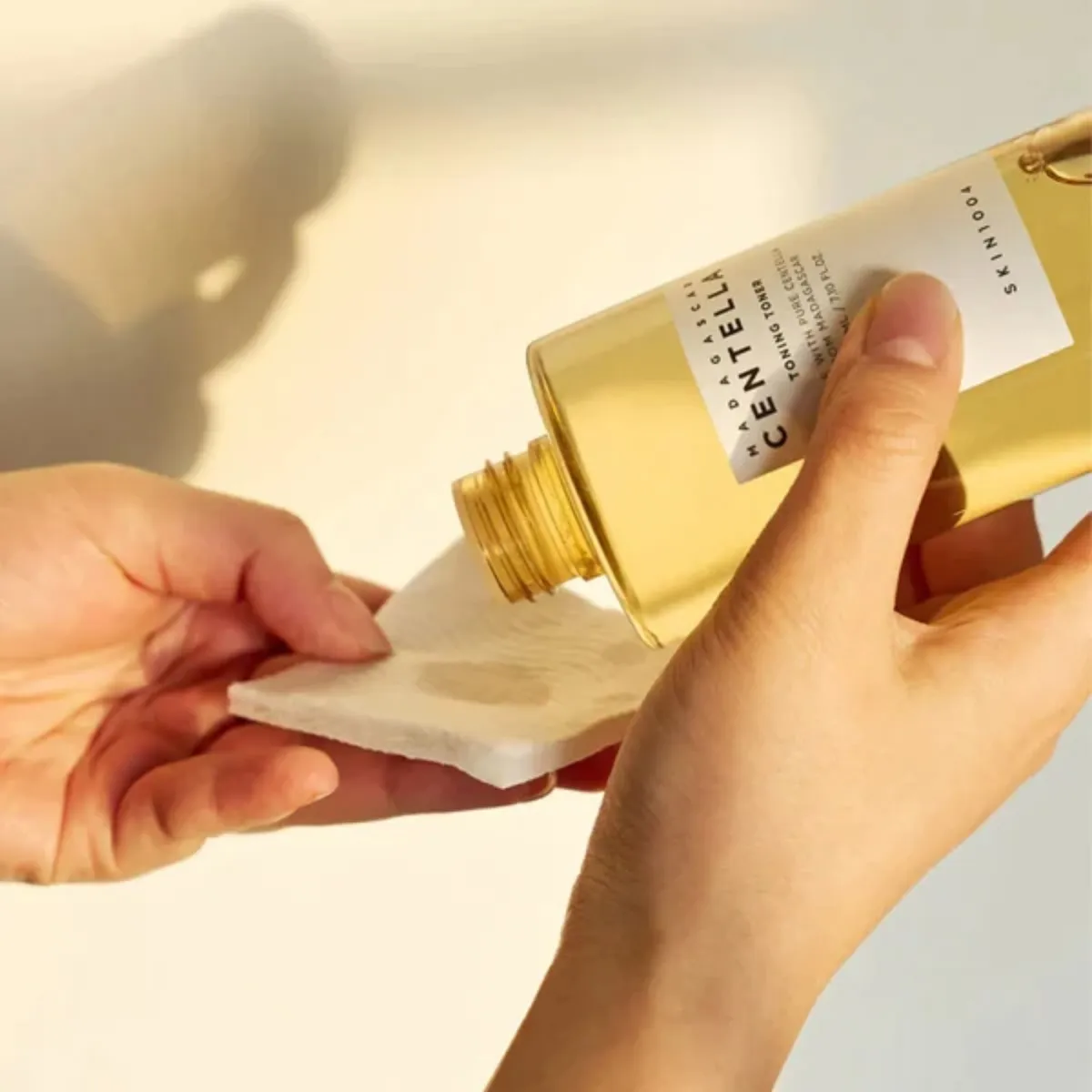 SKIN1004 - Skin1004 Madagascar Centella Toning Toner 210 Ml