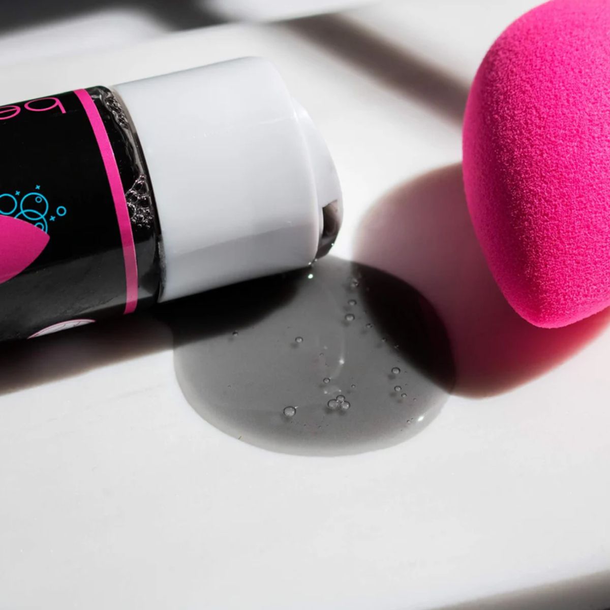 BEAUTY BLENDER - Limpiador Líquido De Brochas Y Esponjas Con Carbón Activado