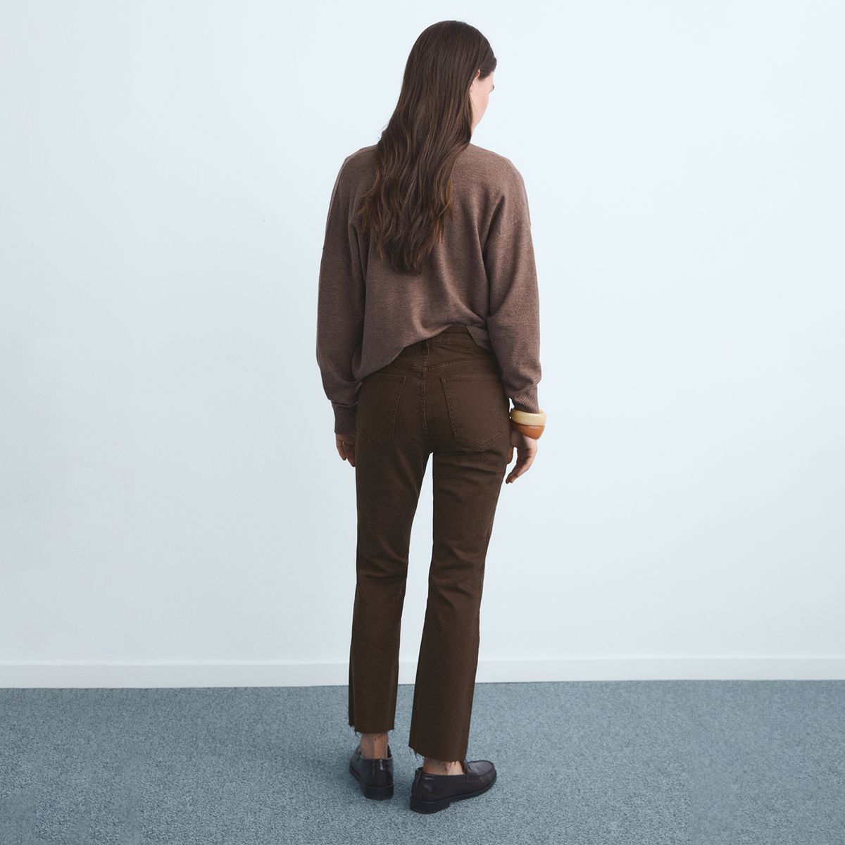 MANGO - Jean Flare Tiro Medio Mujer Mango