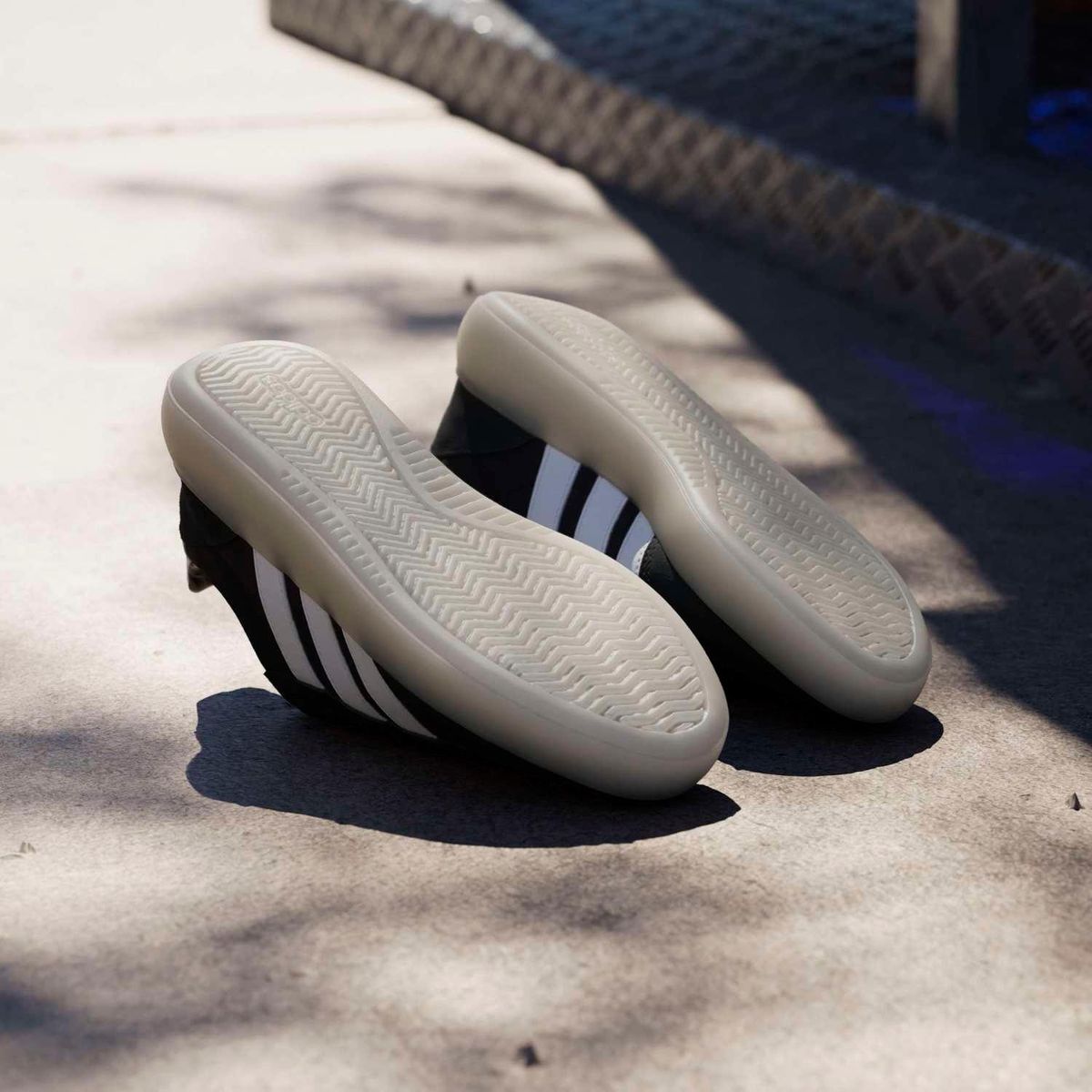 ADIDAS - Zapatillas Urbanas Mujer Adidas Barreda Decode