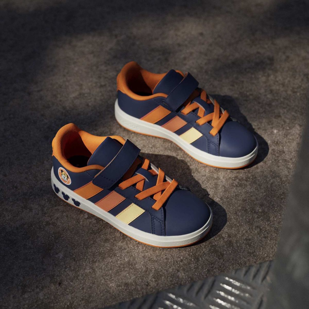 ADIDAS - Zapatillas Urbanas Niño Adidas Grand Court Mickey