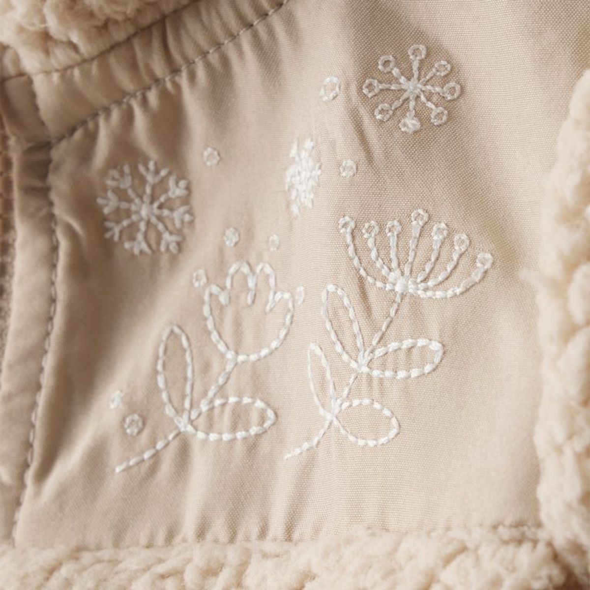 CARTER'S - Enterizo Bebé Niña