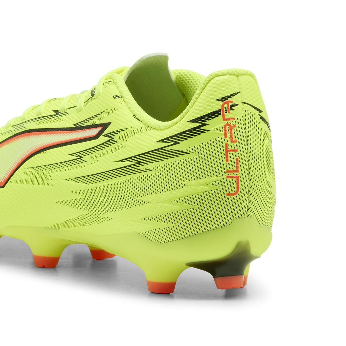PUMA - Chimpunes Hombre Puma Ultra 6 Play Multisuperficie