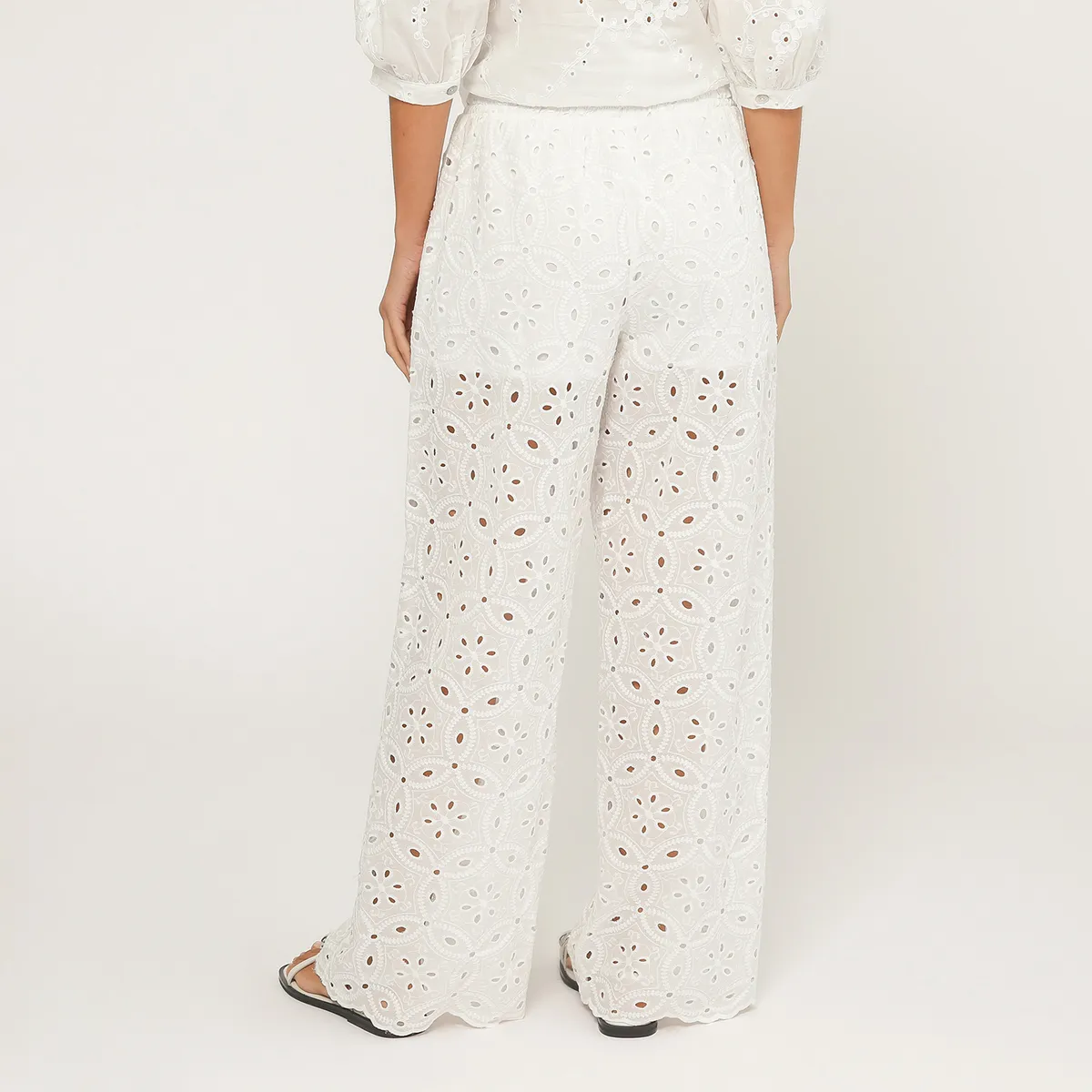 UNIVERSITY CLUB - Pantalon Broderie