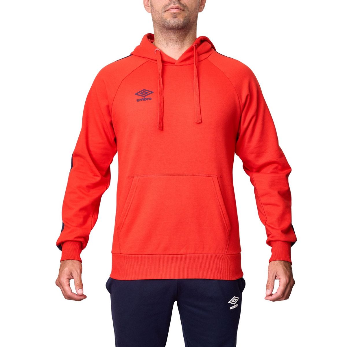UMBRO - Polera Regular Essential Hombre Umbro