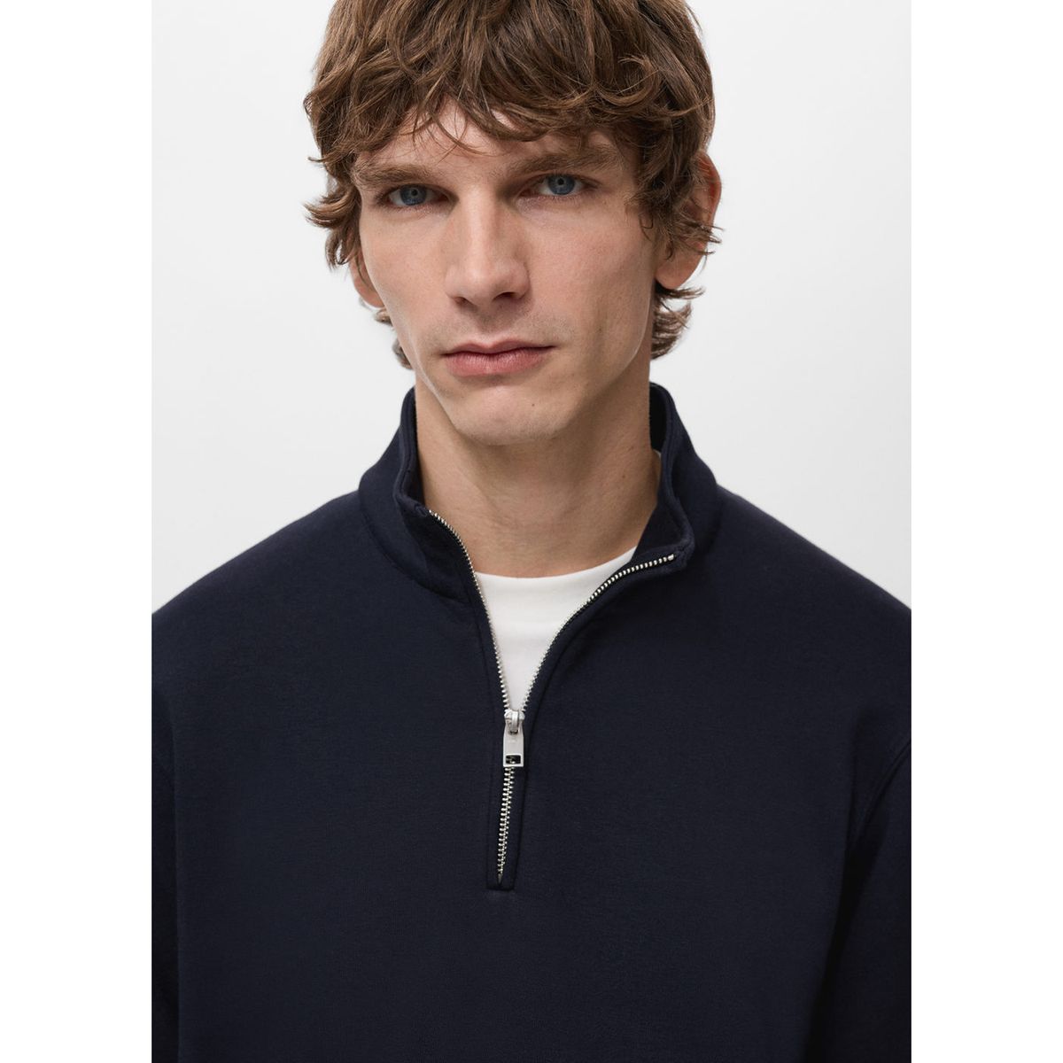MANGO - Polera Half Zipper Hombre Mango