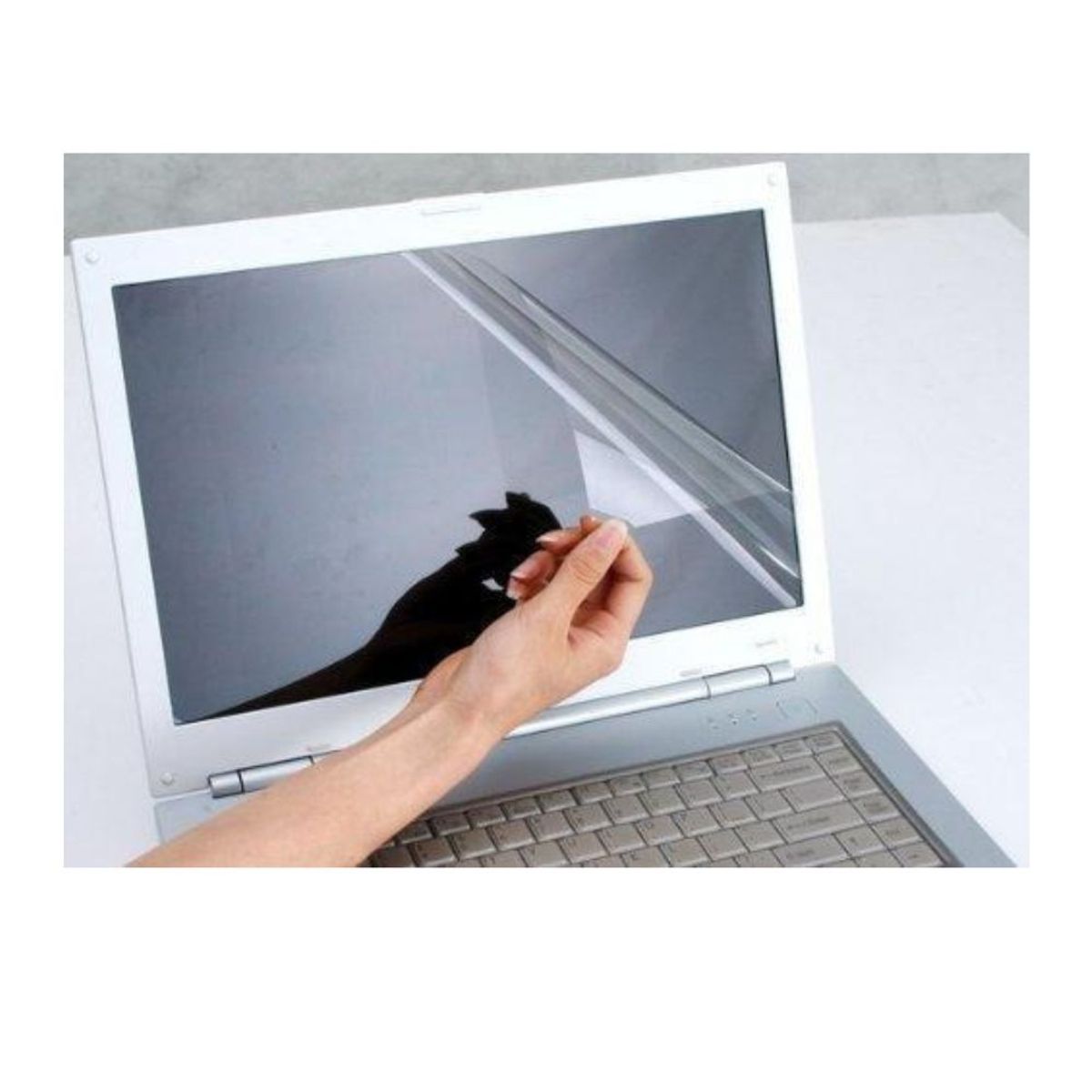 GENERICO - PROTECTOR DE PANTALLA PARA LAPTOP DE 15.6 PULGADAS