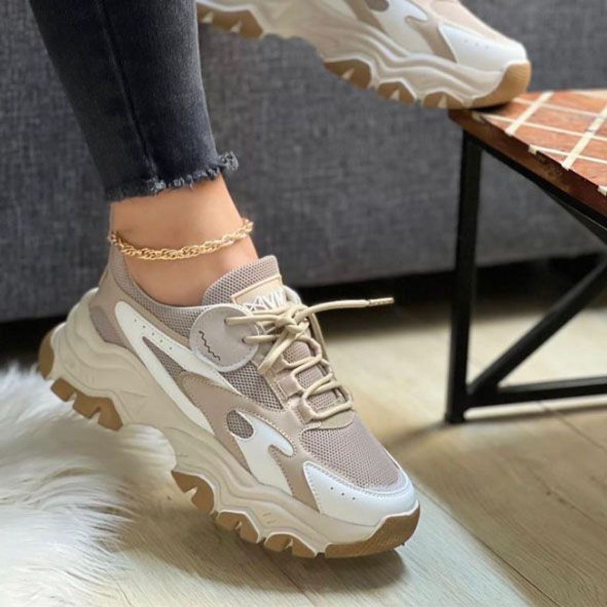 GENERICO - Zapatilla Mujer Scared Lips Beige