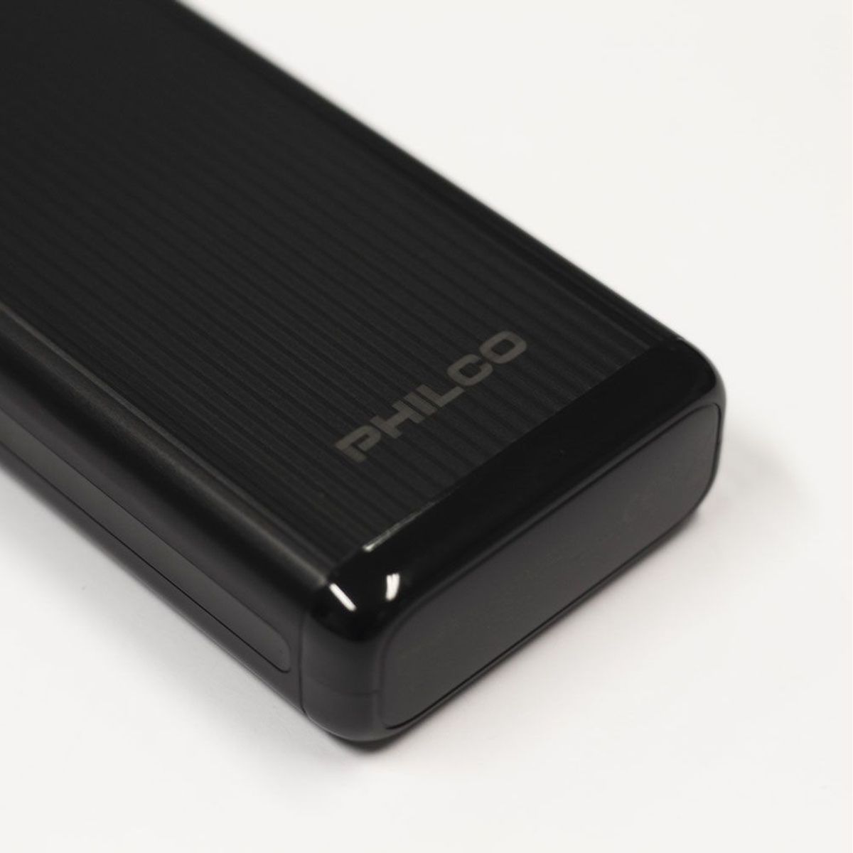 PHILCO - Power Bank 20000mAh PHILCO FLP8202CBMETALICO BK Negro