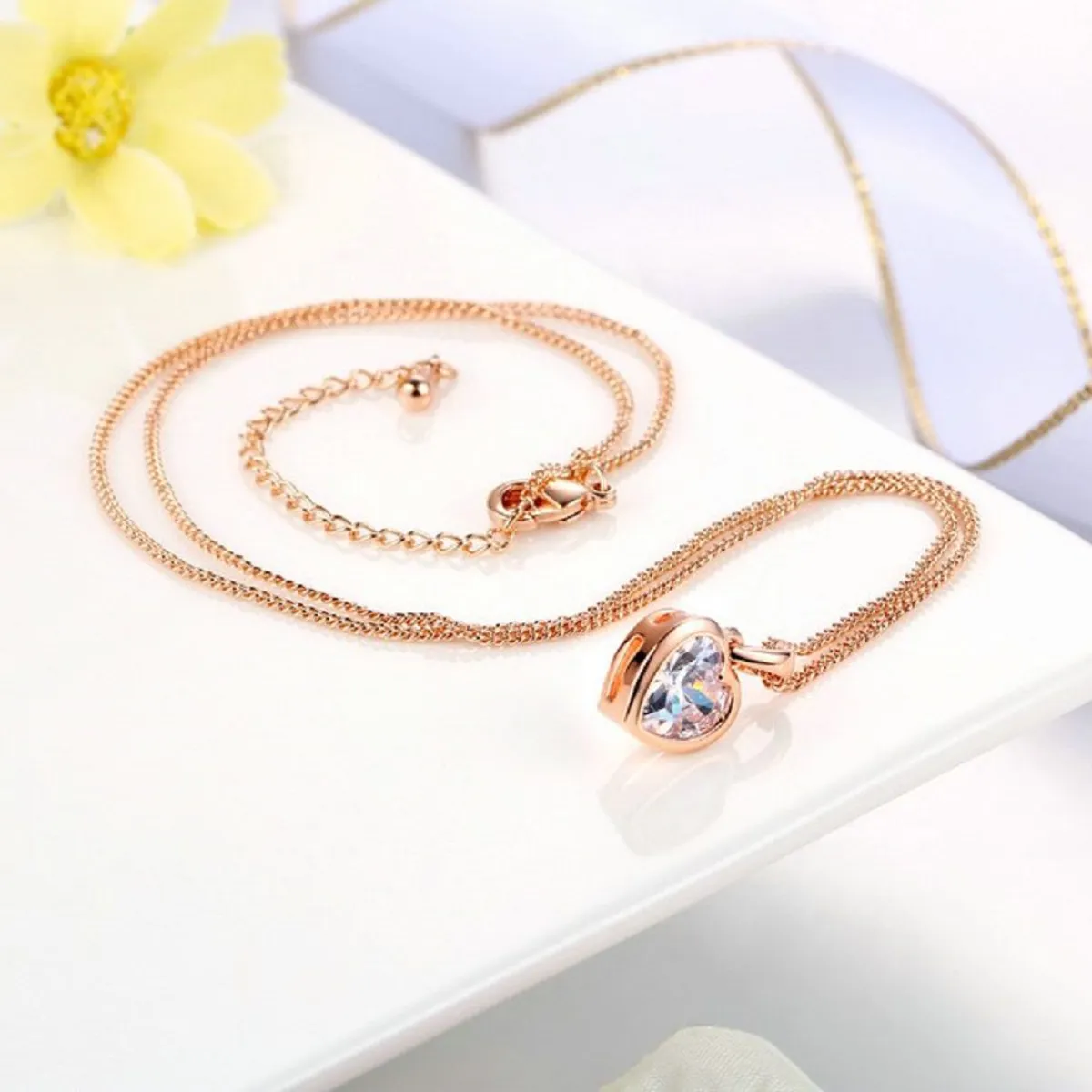 GENERICO - Collar Crystal Heart Enamorada Novia Regalo Navidad Año Nuevo Genieka