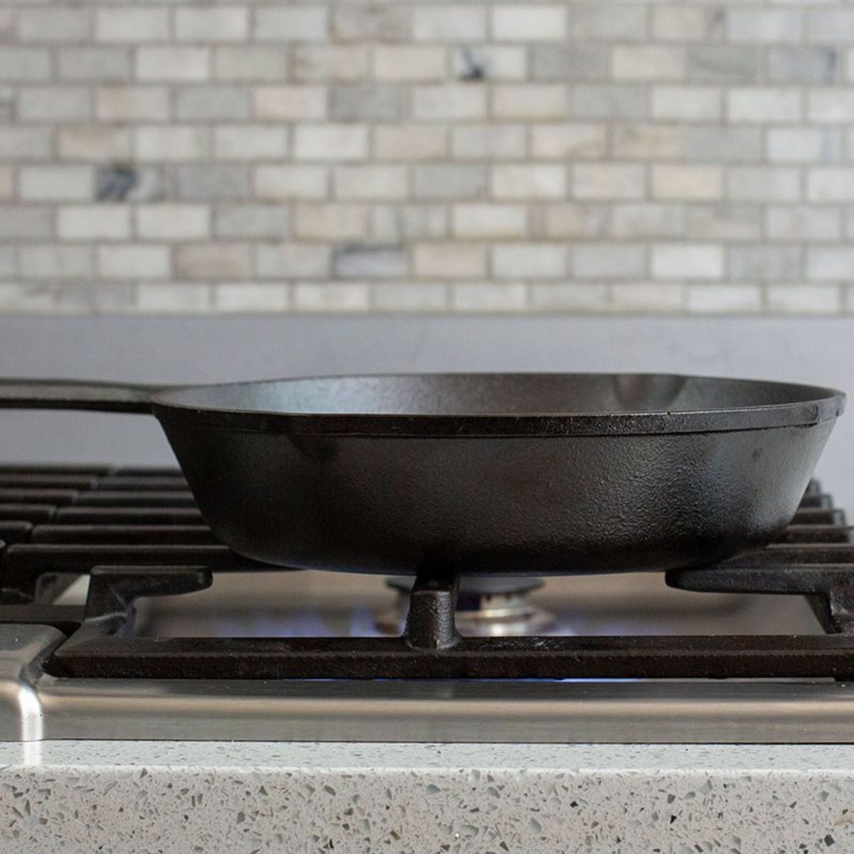 LODGE - Sartén de hierro fundido de 23cm