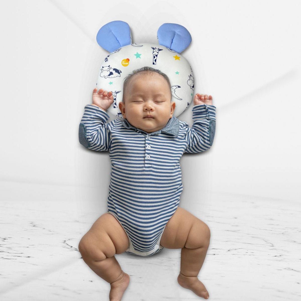 CUZKA - Almohada Anti cabeza Plana para Bebé »OREILLE» Ligth blue