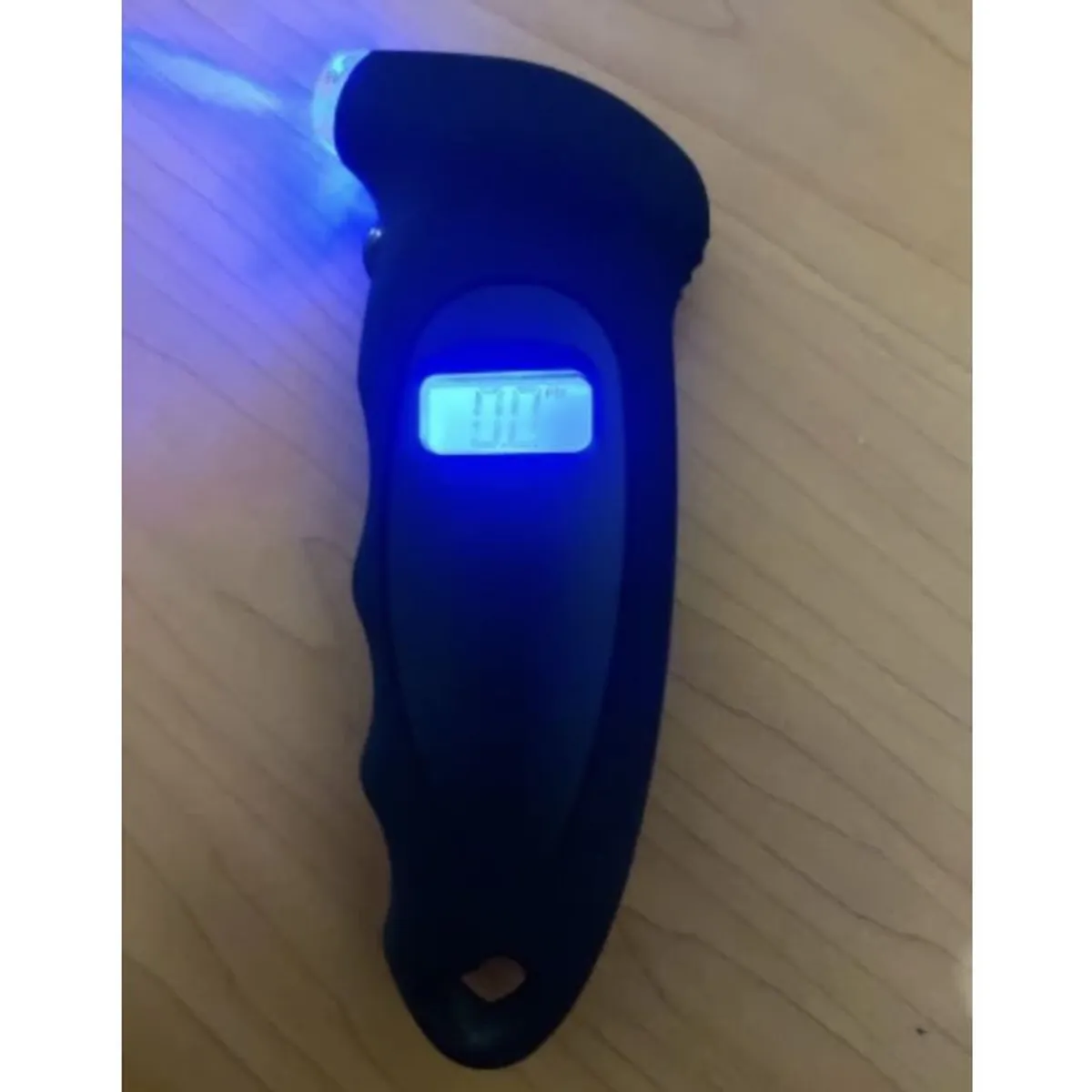 GENERICO - Medidor de Presión de Llantas Digital